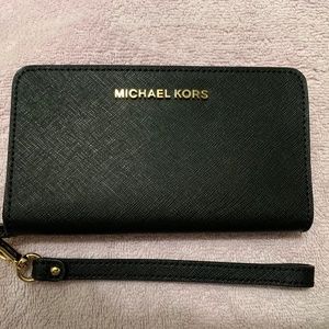 Michael Kors Smartphone Wallet